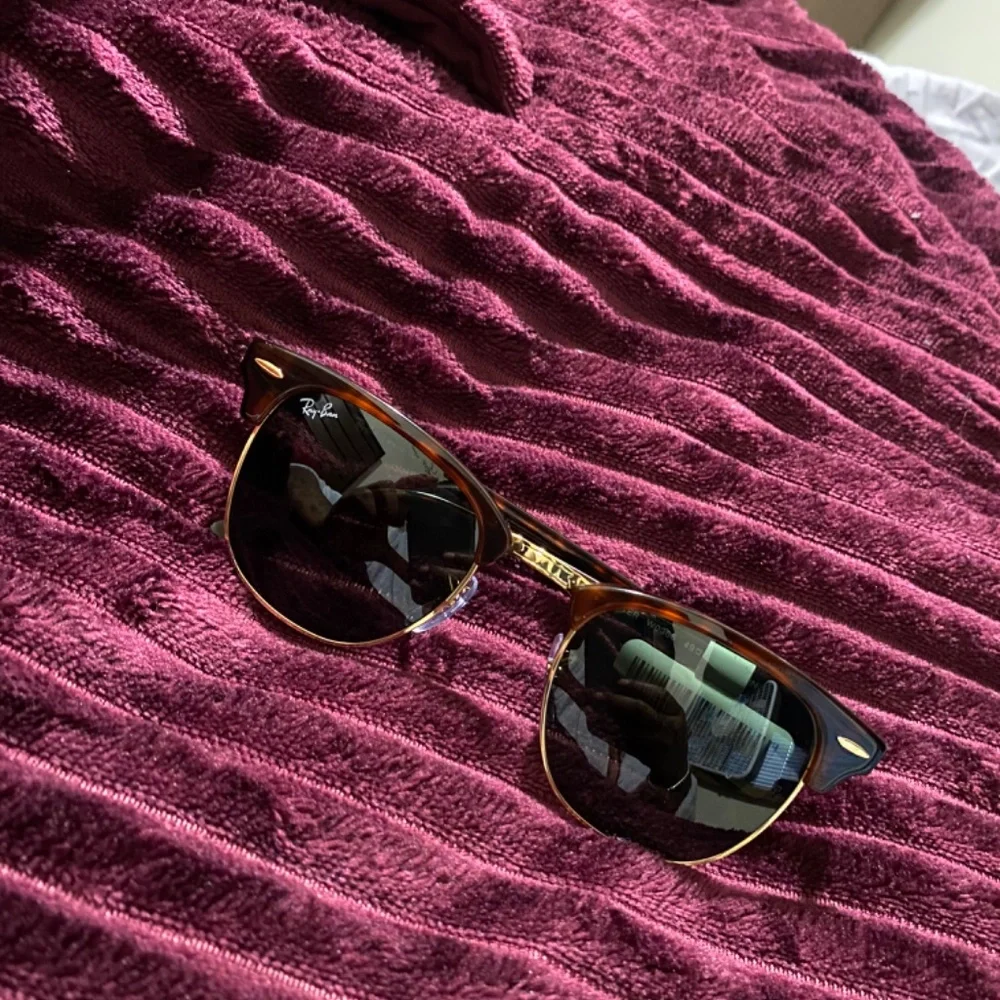 Ray Ban